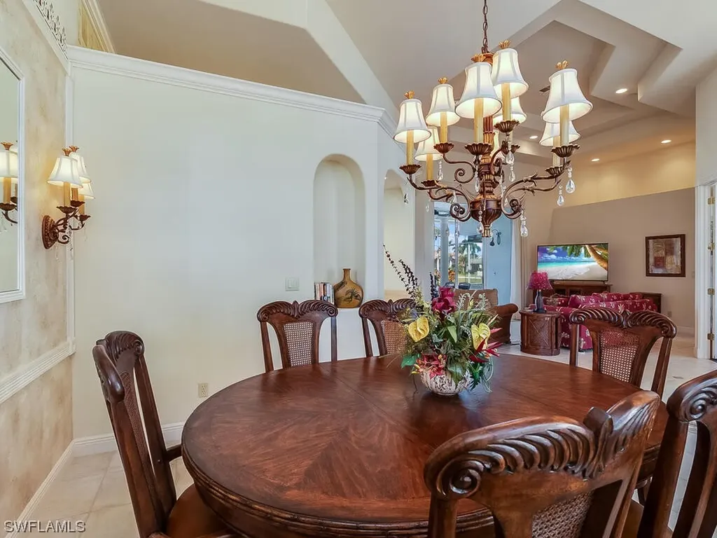 560 Kendall Drive Marco Island FL 34145-2481