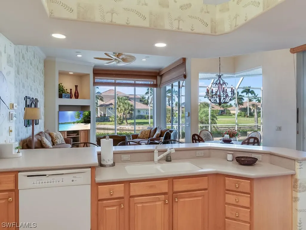 560 Kendall Drive Marco Island FL 34145-2481