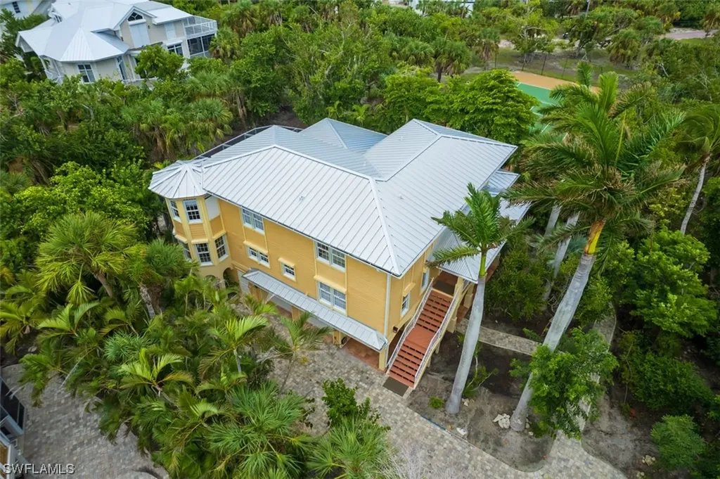 900 Almas Court Sanibel FL 33957