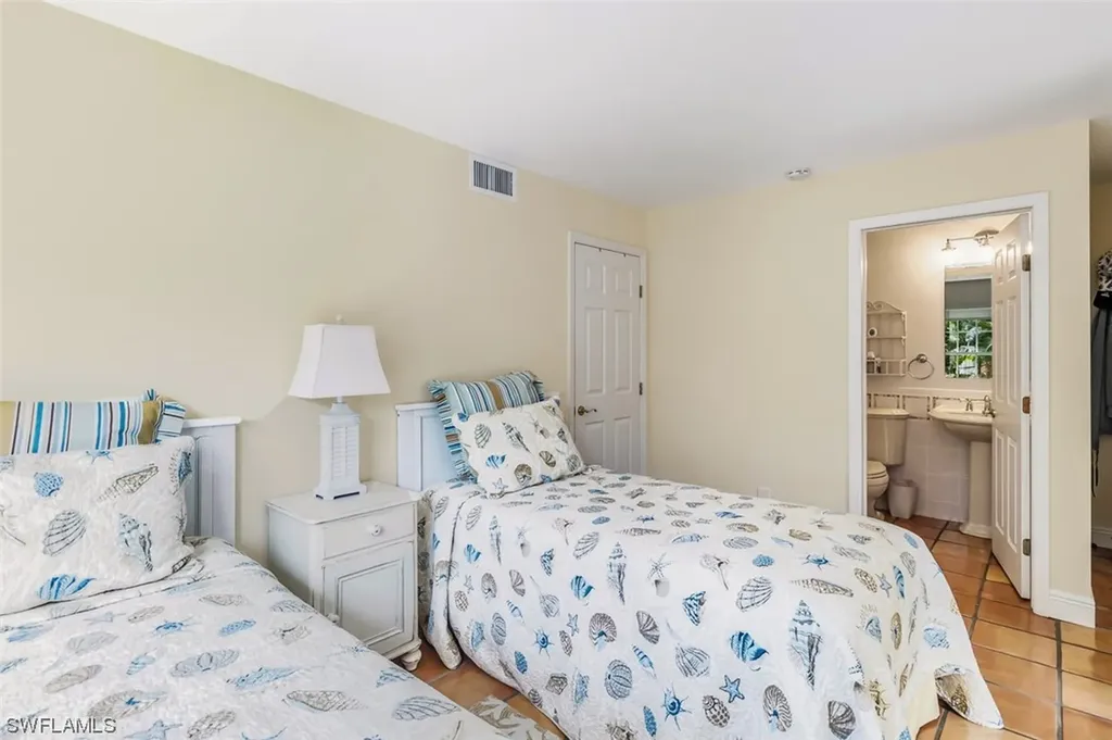 900 Almas Court Sanibel FL 33957
