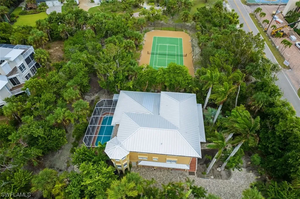 900 Almas Court Sanibel FL 33957