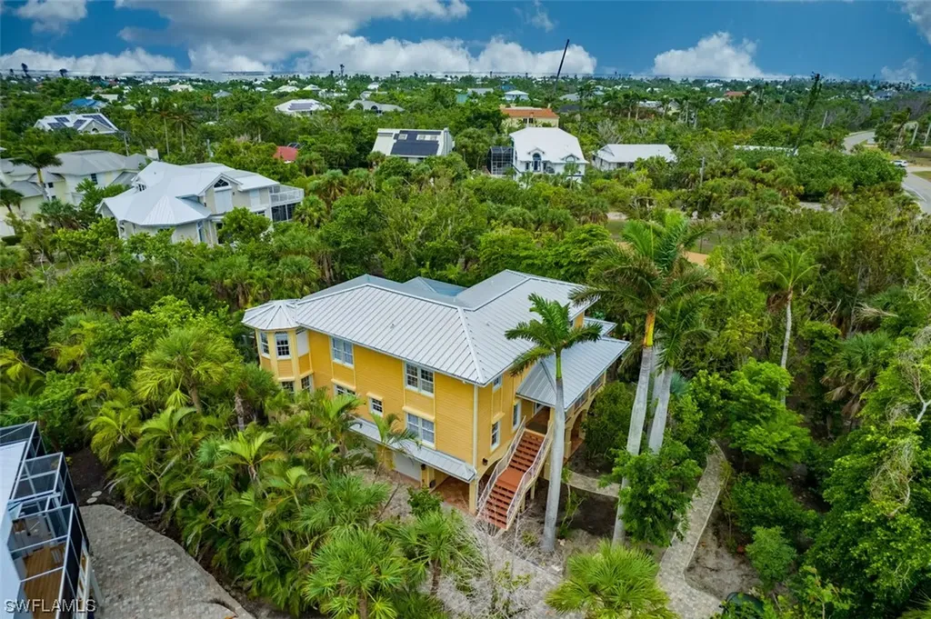 900 Almas Court Sanibel FL 33957