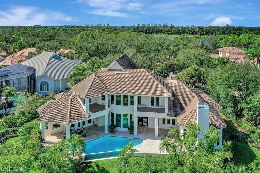 Naples FL, 11726 Walton Place