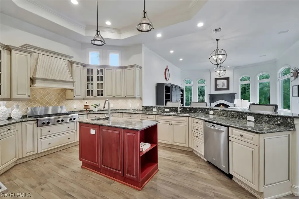 11726 Walton Place Naples FL 34110