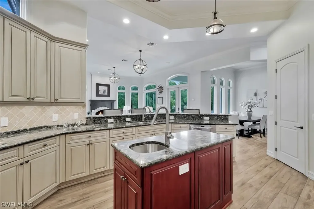 11726 Walton Place Naples FL 34110