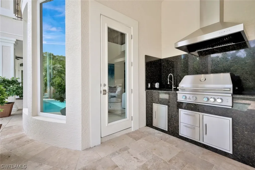 11726 Walton Place Naples FL 34110