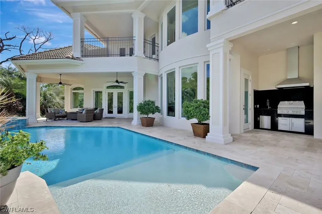 11726 Walton Place Naples FL 34110