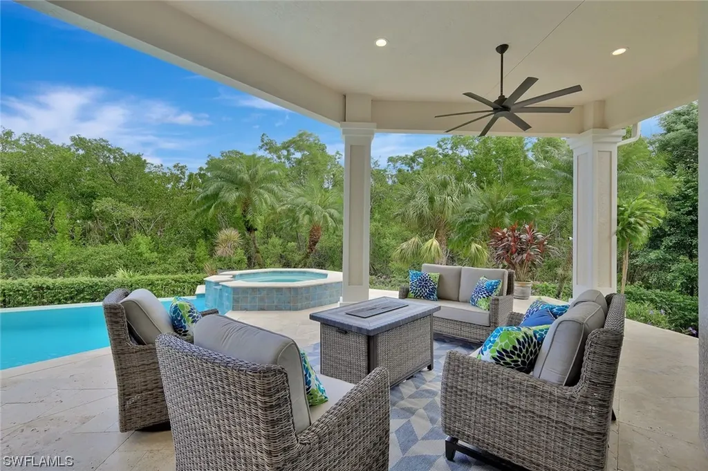 11726 Walton Place Naples FL 34110