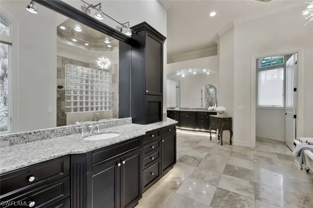 11726 Walton Place Naples FL 34110