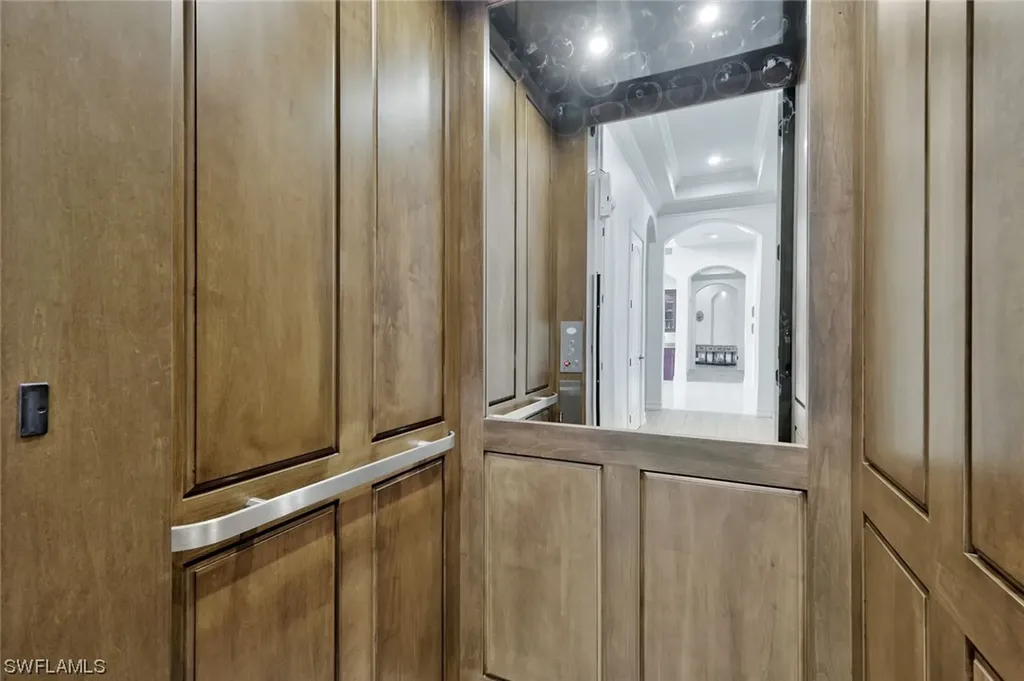 11726 Walton Place Naples FL 34110