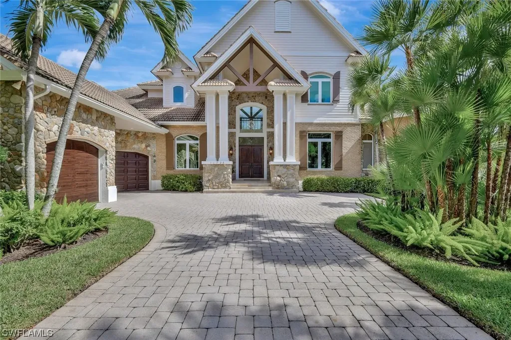 11726 Walton Place Naples FL 34110