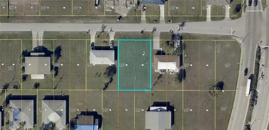 708 SE 9th Street Cape Coral FL 33990