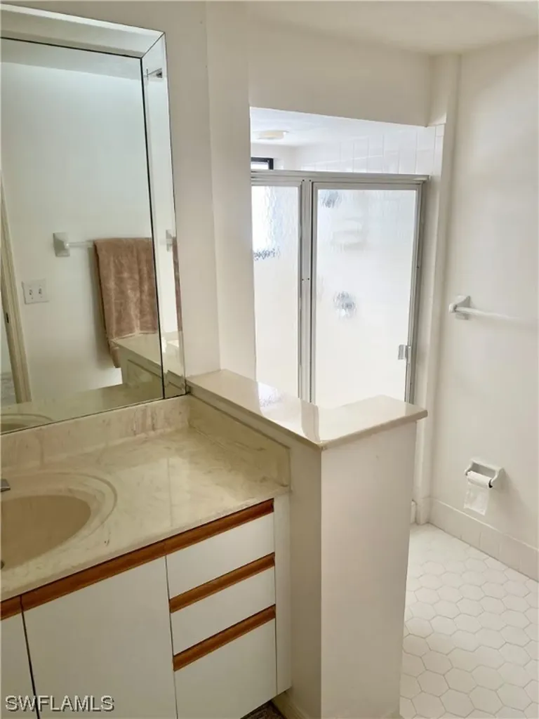 2278 Anchorage Lane Naples FL 34104