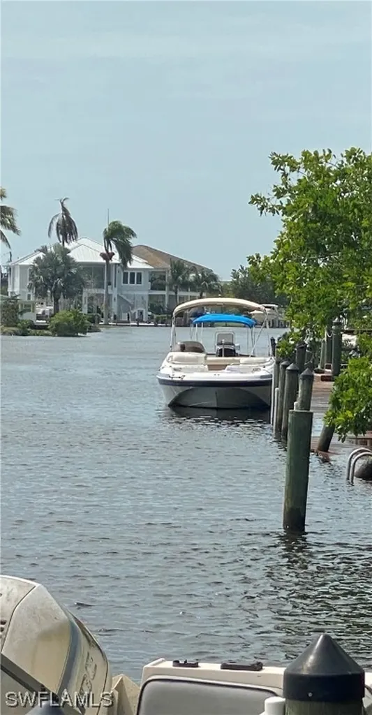 2278 Anchorage Lane Naples FL 34104