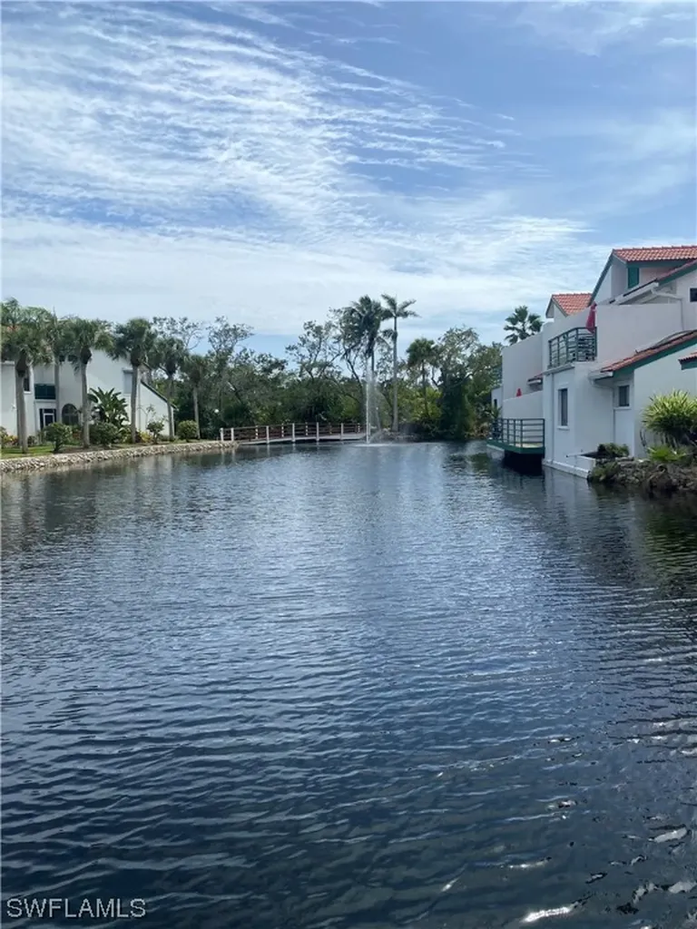 2278 Anchorage Lane Naples FL 34104
