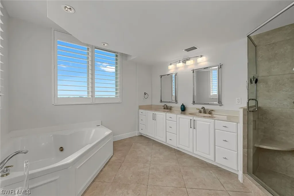 7515 Pelican Bay Boulevard Naples FL 34108