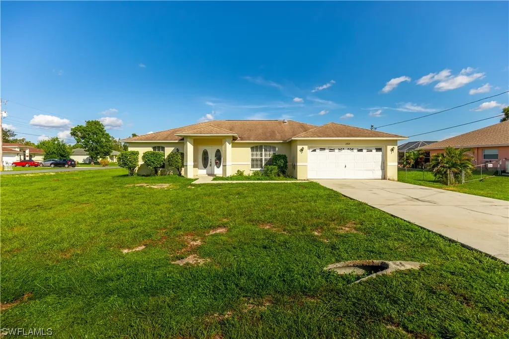 232 Des Cartes Street Fort Myers FL 33913