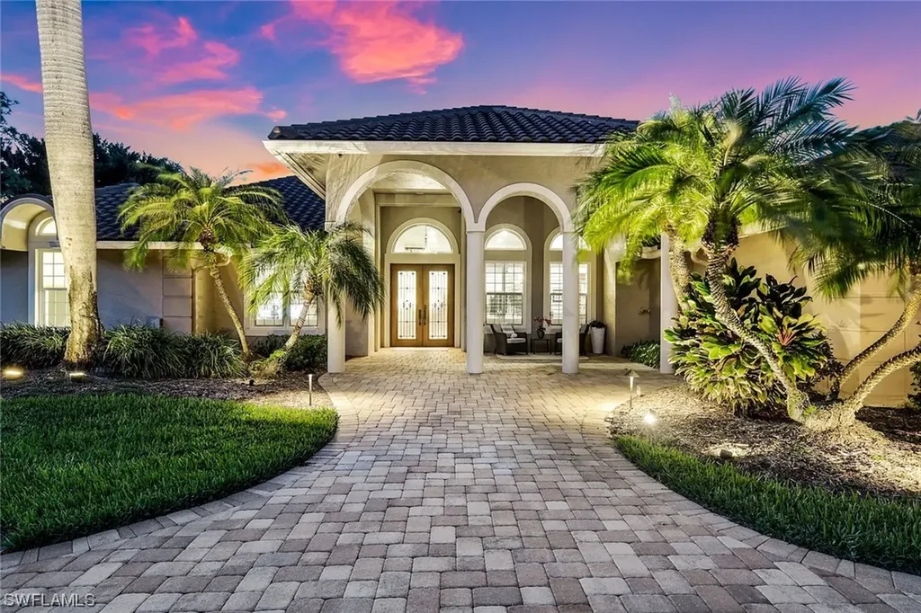 4287 Silver Fox Drive Naples FL 34119