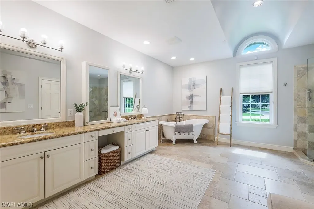 4287 Silver Fox Drive Naples FL 34119