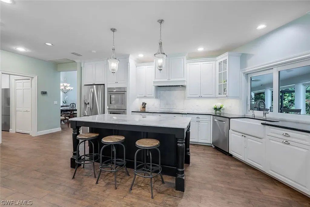 4287 Silver Fox Drive Naples FL 34119