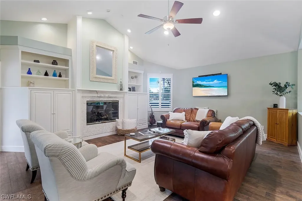 4287 Silver Fox Drive Naples FL 34119