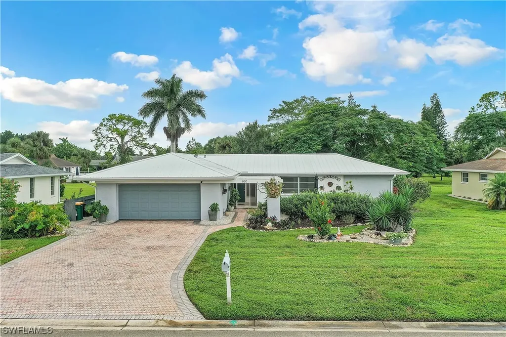 660 Pompano Drive Naples FL 34110