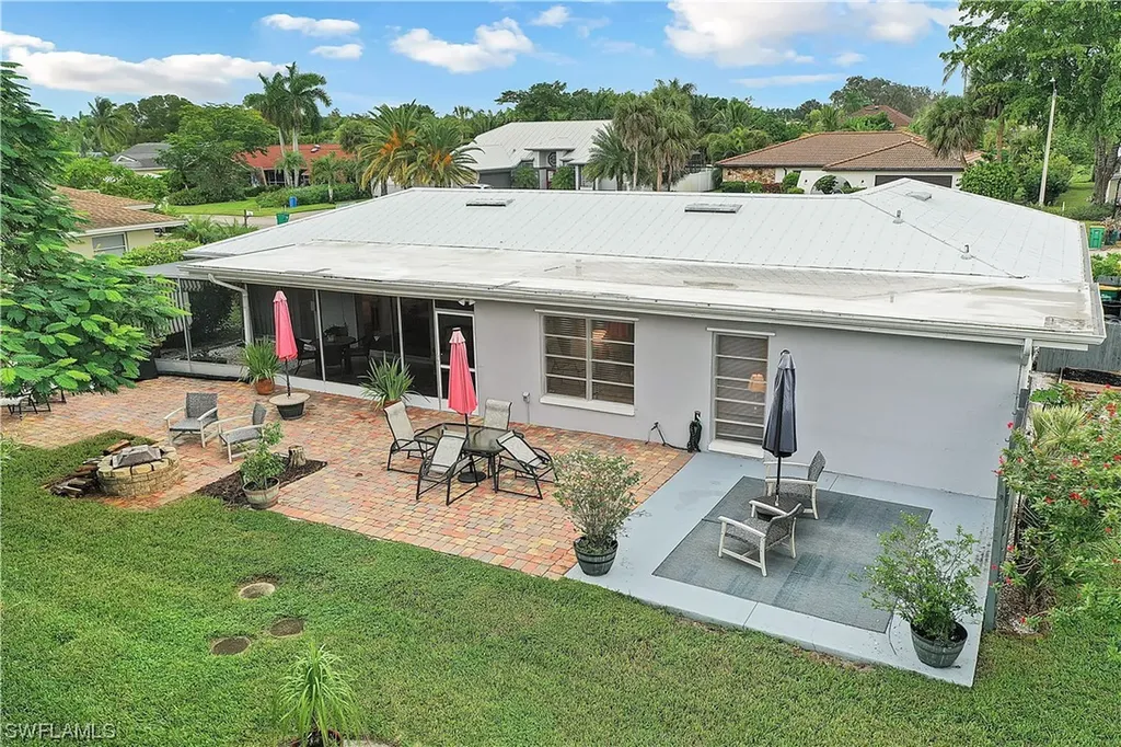 660 Pompano Drive Naples FL 34110