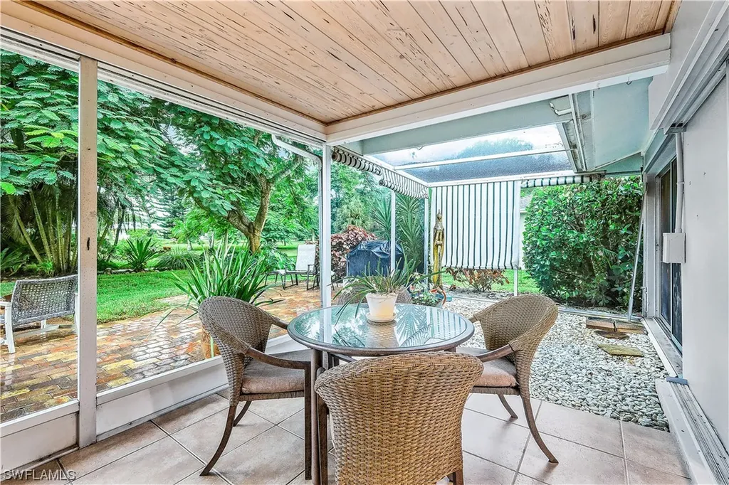 660 Pompano Drive Naples FL 34110