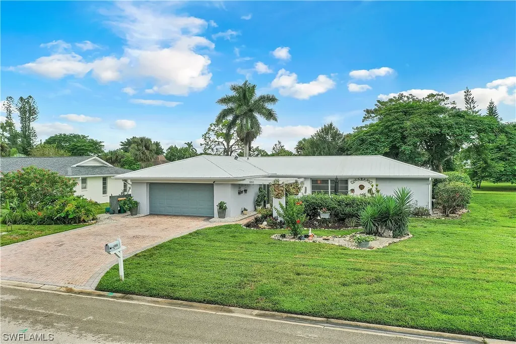 660 Pompano Drive Naples FL 34110