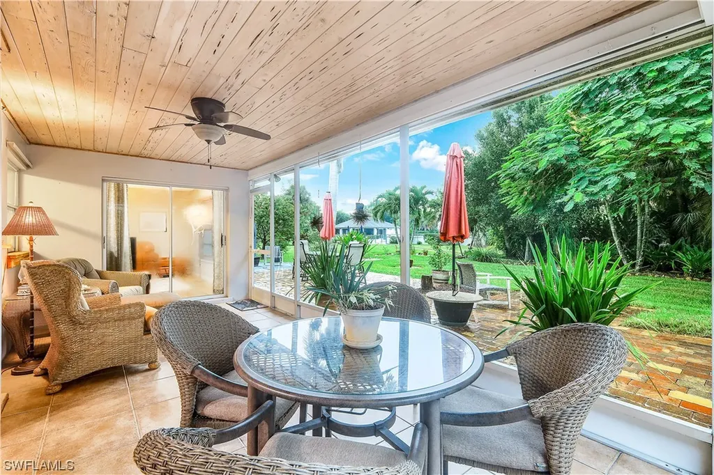 660 Pompano Drive Naples FL 34110