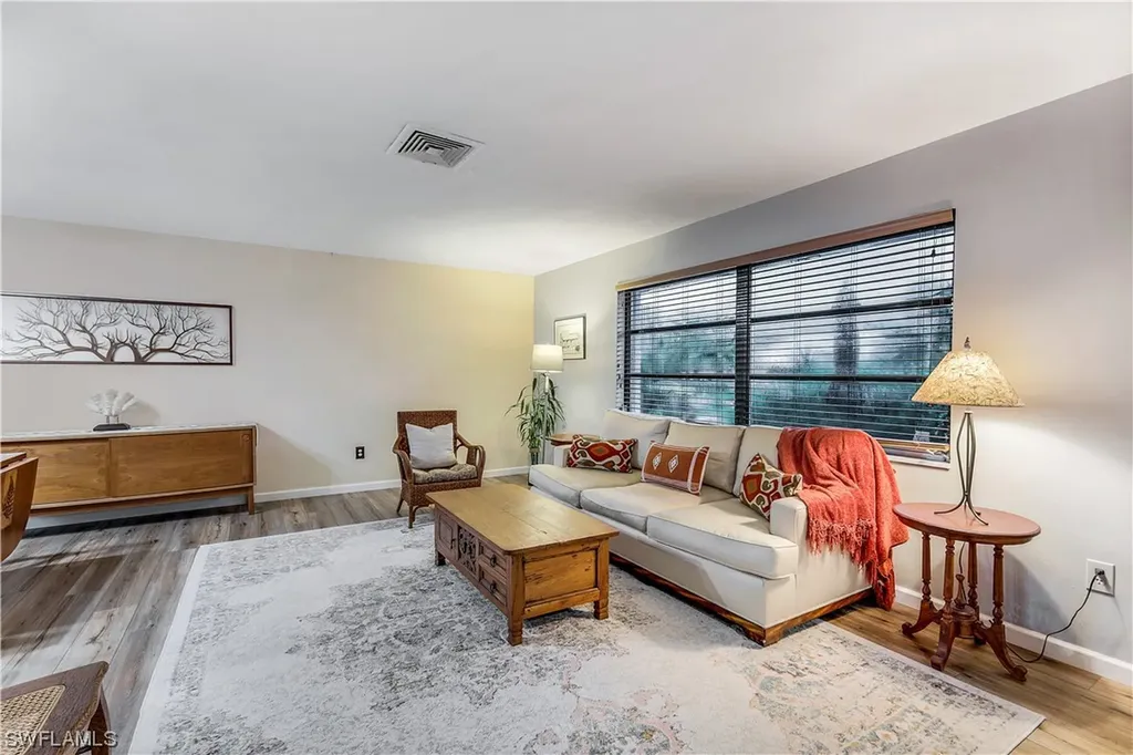 660 Pompano Drive Naples FL 34110