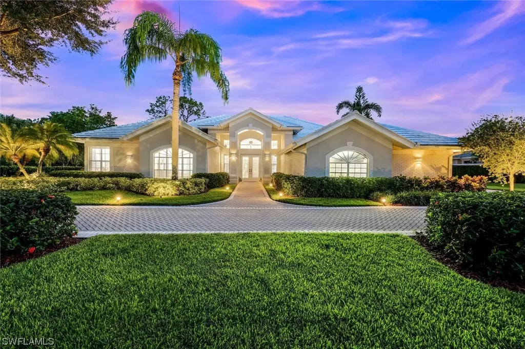 4624 Pond Apple Drive N Naples FL 34119