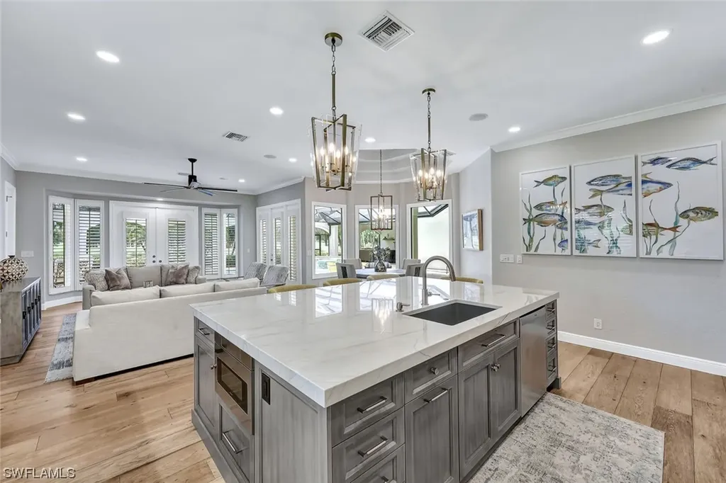 4624 Pond Apple Drive N Naples FL 34119