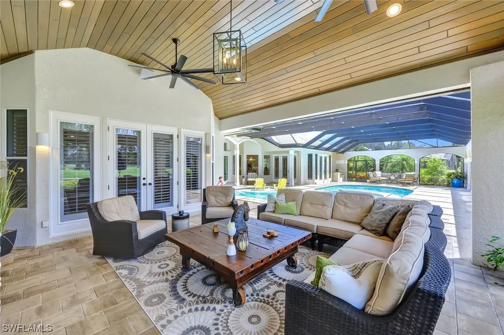 4624 Pond Apple Drive N Naples FL 34119