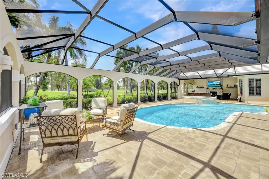 4624 Pond Apple Drive N Naples FL 34119