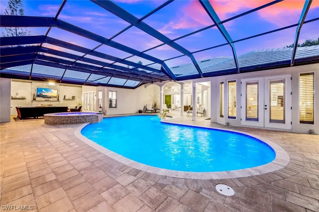 4624 Pond Apple Drive N Naples FL 34119