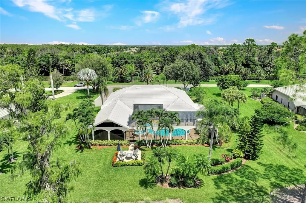4624 Pond Apple Drive N Naples FL 34119