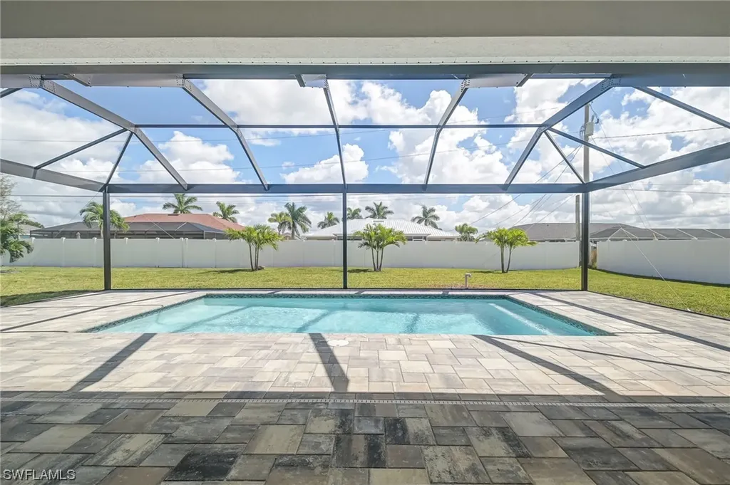 4141 SW 9th Place Cape Coral FL 33914