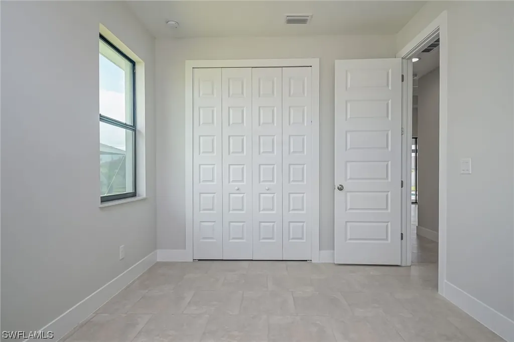 4141 SW 9th Place Cape Coral FL 33914
