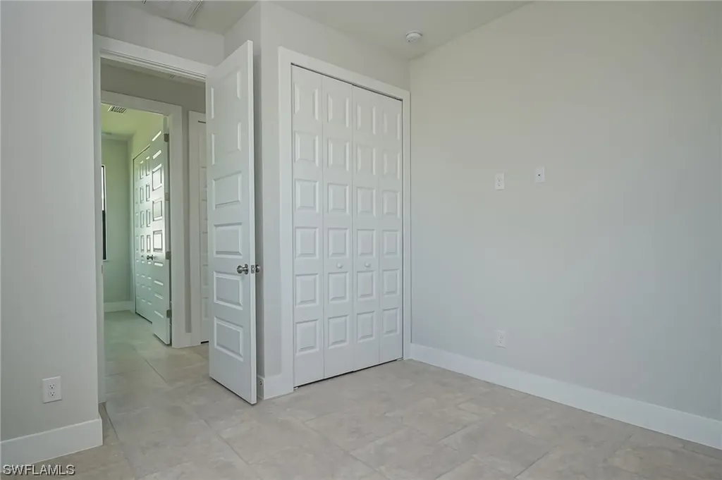 4141 SW 9th Place Cape Coral FL 33914