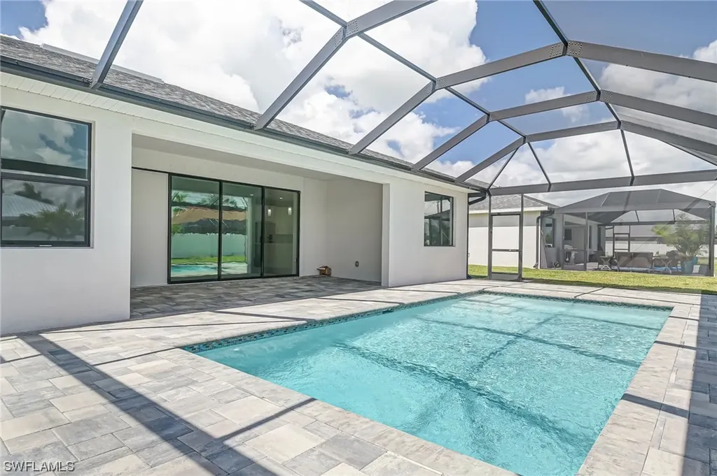 4141 SW 9th Place Cape Coral FL 33914