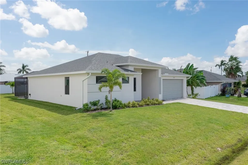 4141 SW 9th Place Cape Coral FL 33914