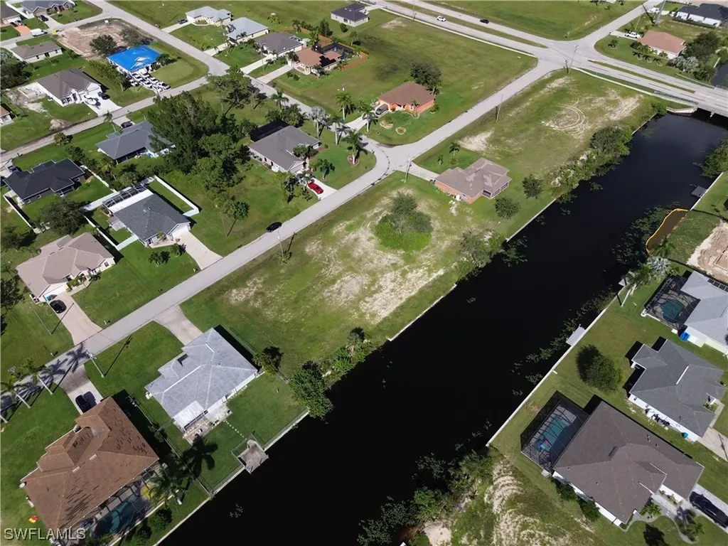 2436 SW 1st Terrace Cape Coral FL 33991