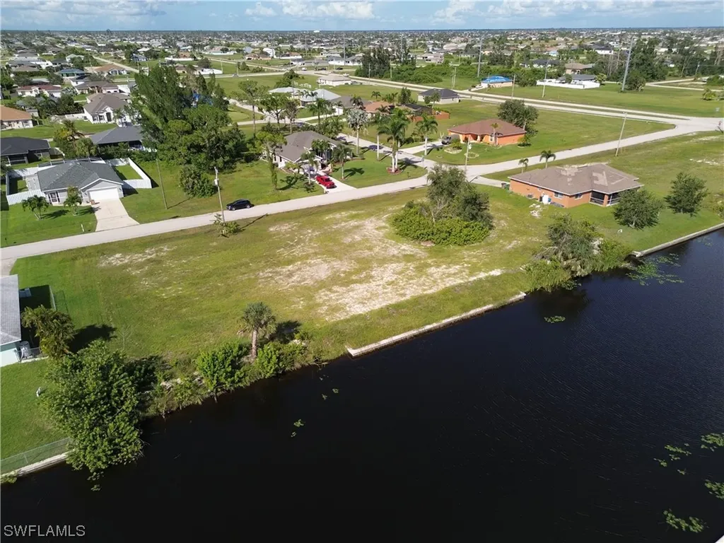 2436 SW 1st Terrace Cape Coral FL 33991