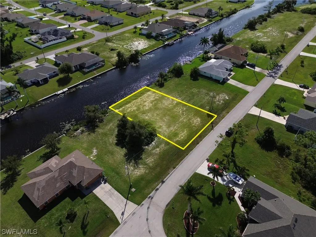 2436 SW 1st Terrace Cape Coral FL 33991