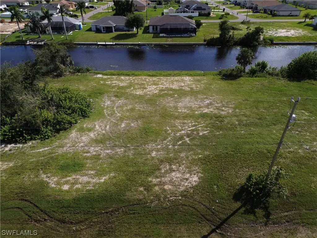 2436 SW 1st Terrace Cape Coral FL 33991