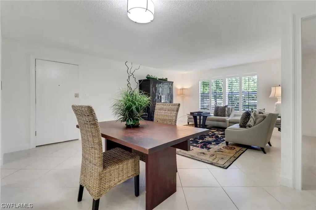 532 Broad Avenue S Naples FL 34102