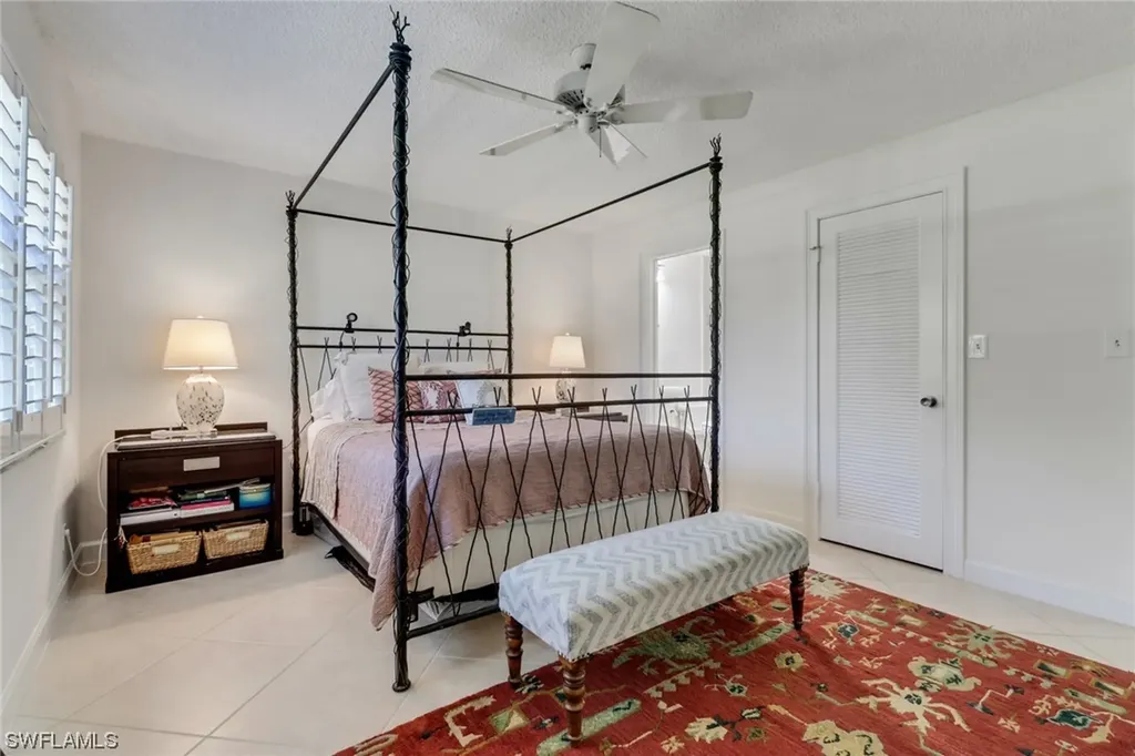 532 Broad Avenue S Naples FL 34102