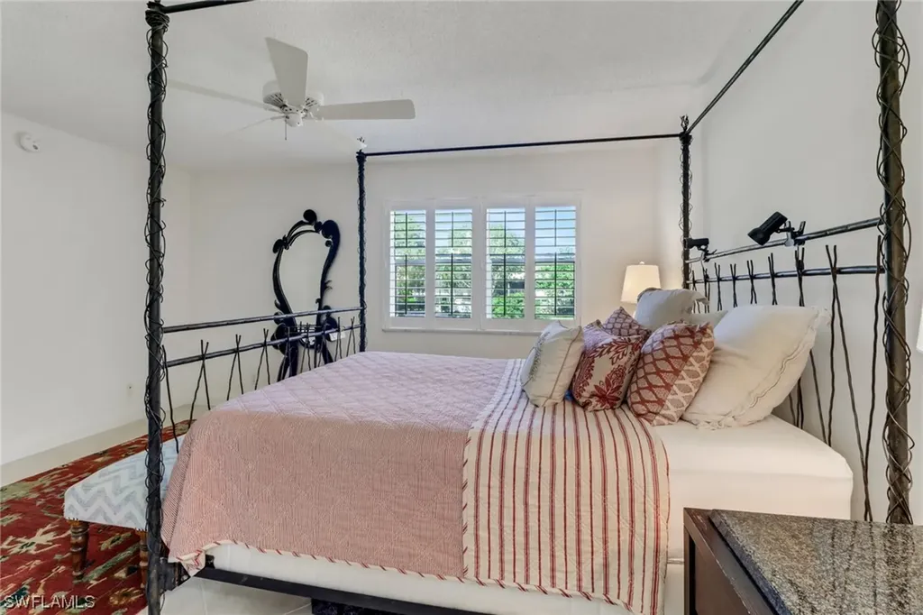532 Broad Avenue S Naples FL 34102
