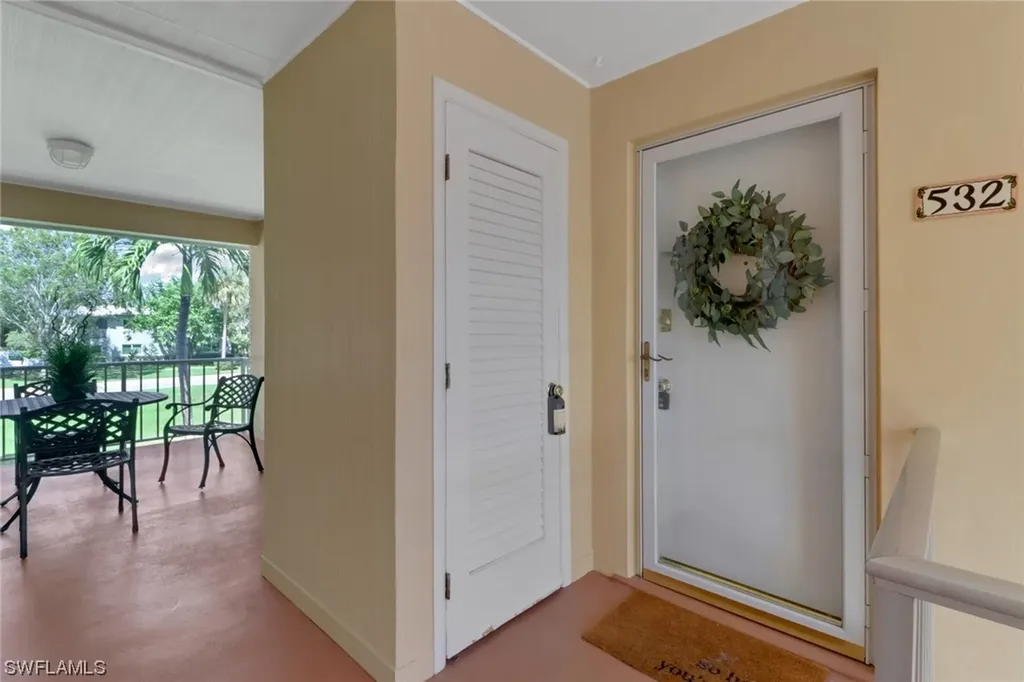 532 Broad Avenue S Naples FL 34102